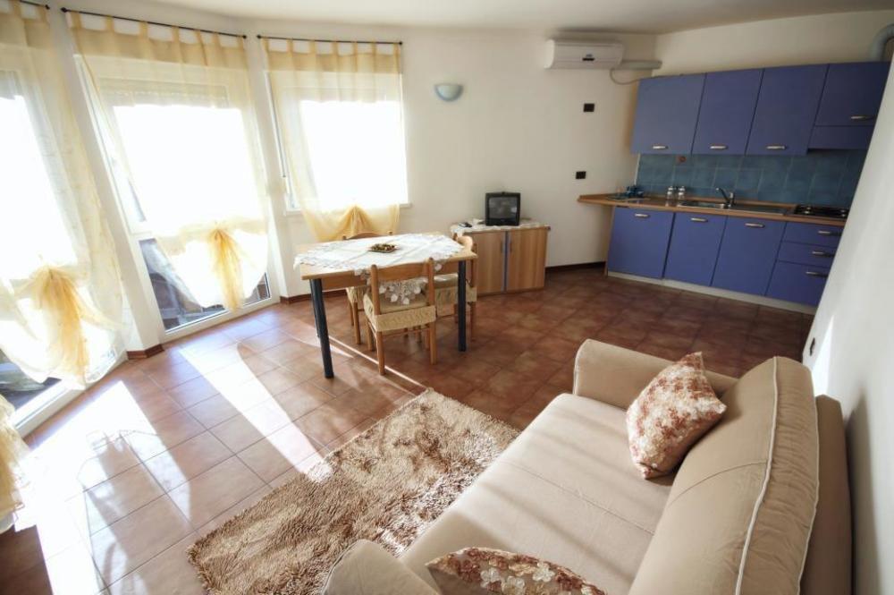Residence Vivere Astra Triest Exterior foto
